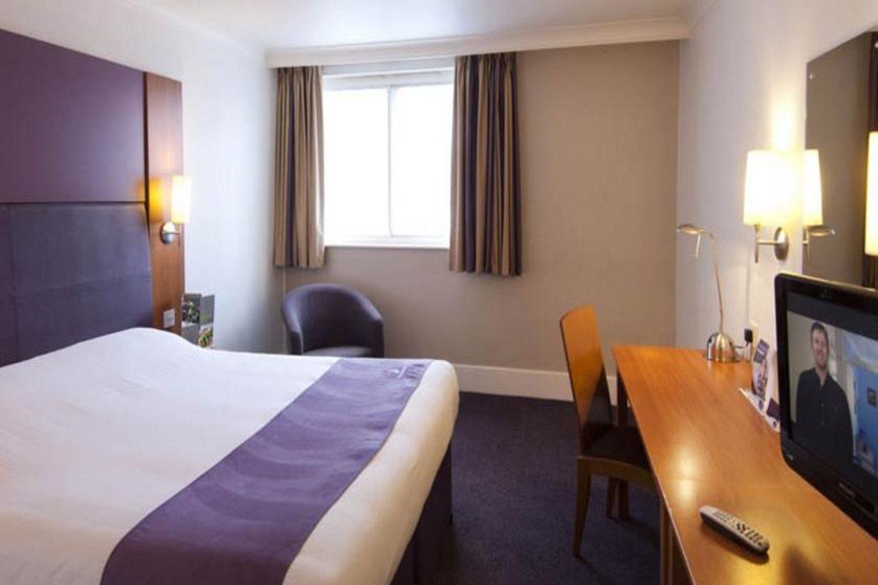 Premier Inn Exeter Central St. Davids 外观 照片
