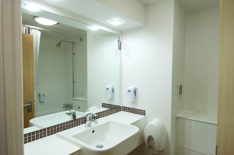 Premier Inn Exeter Central St. Davids 外观 照片