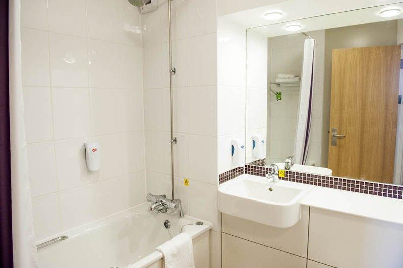Premier Inn Exeter Central St. Davids 外观 照片